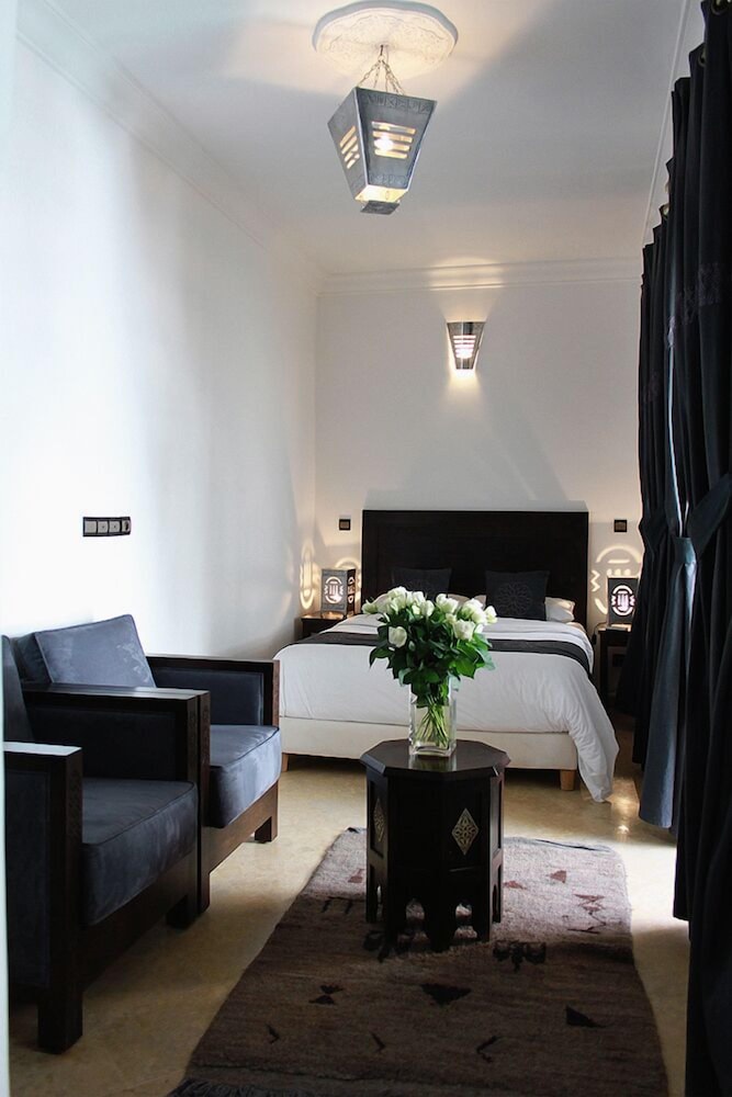 RIAD ALIYA 24/27