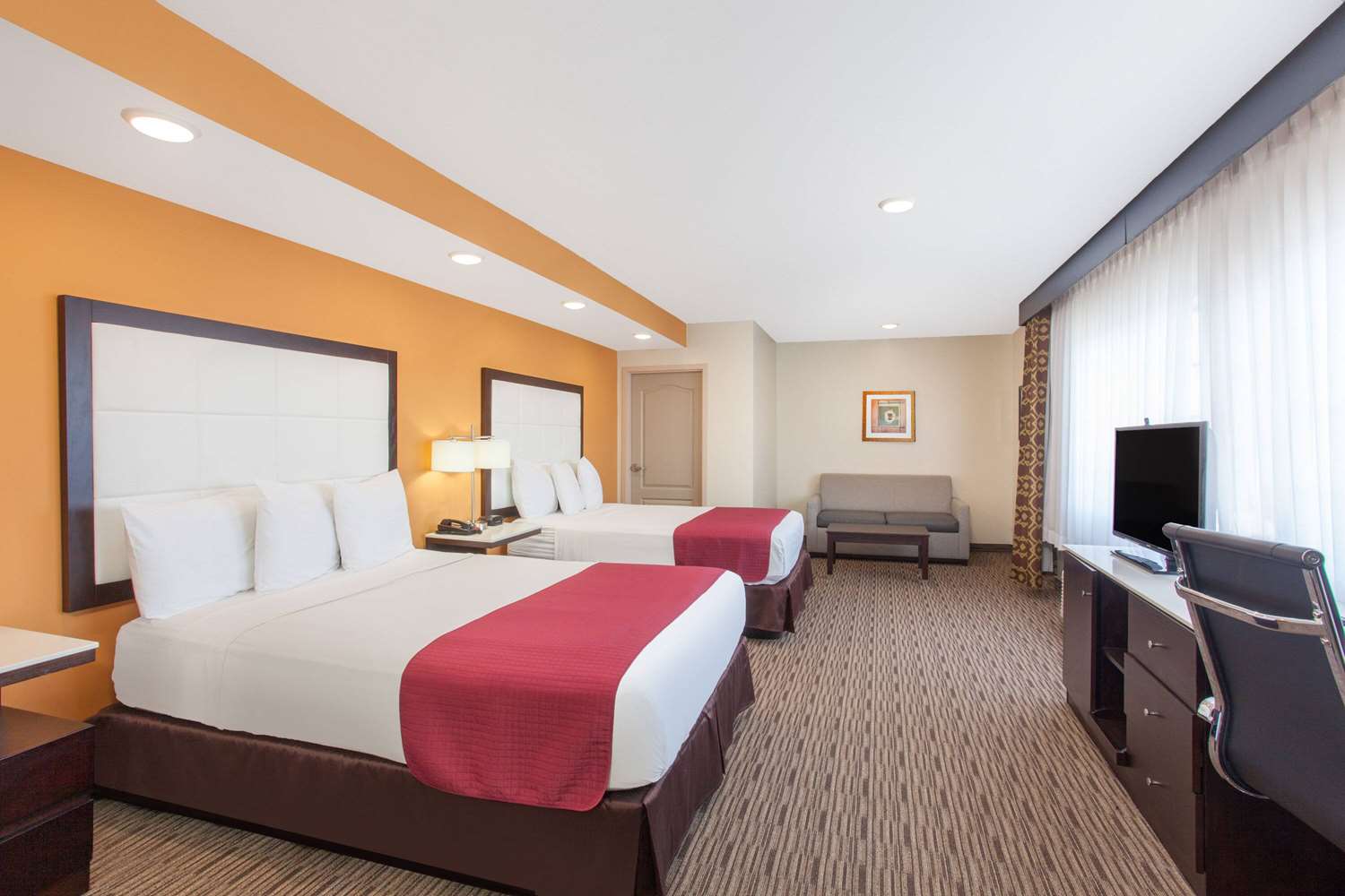Ramada By Wyndham Culver City 10/49