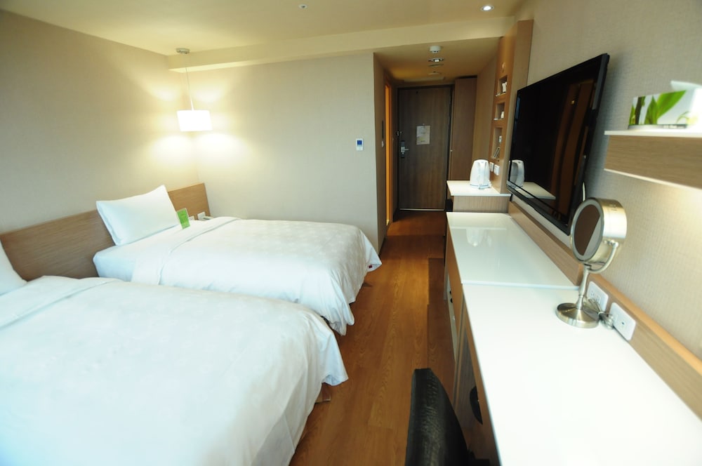 Kindness Hotel - Kaohsiung Main Station 22/51