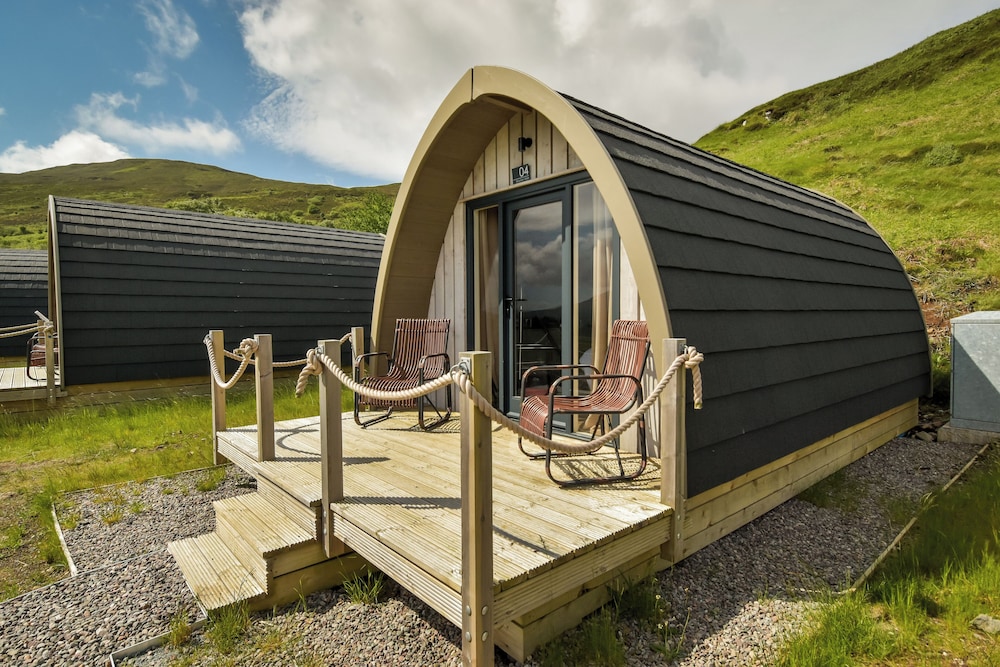Bracken Hide Hotel 44/47