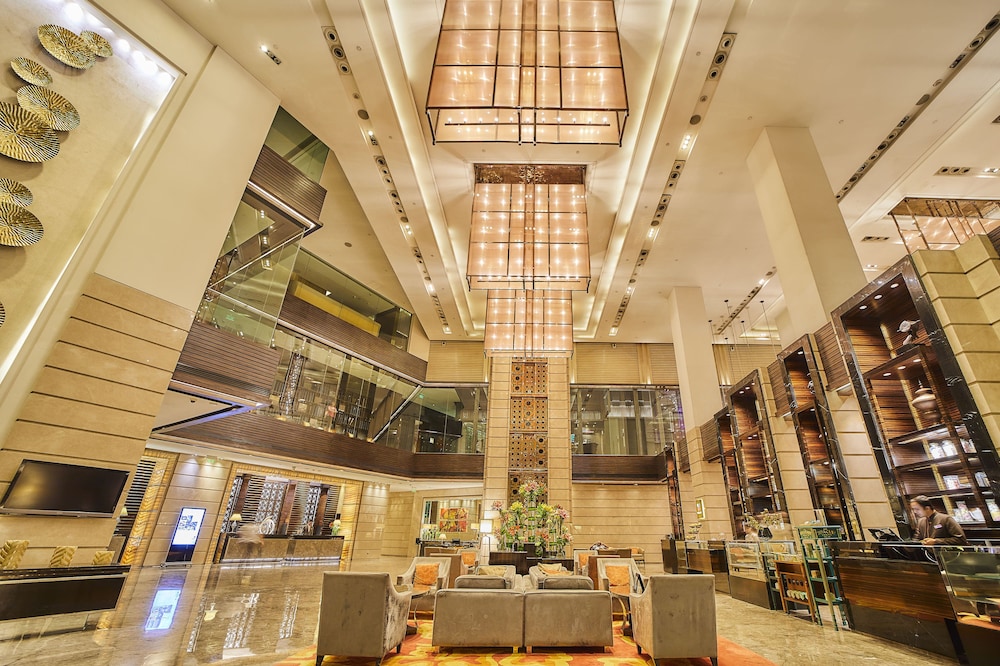 Crowne Plaza Rohini 57/73
