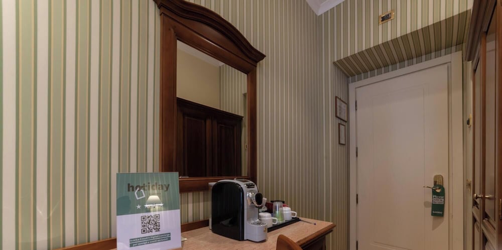 HOTIDAY Room Collection - Roma Porta Pia 6/50