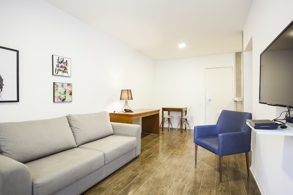 TRAVEL INN PARK AVENUE 37/50