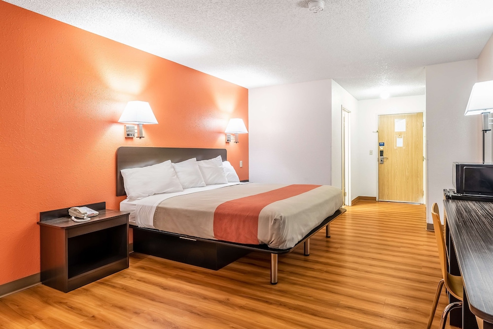 Motel6 Winslow, AZ 25/60