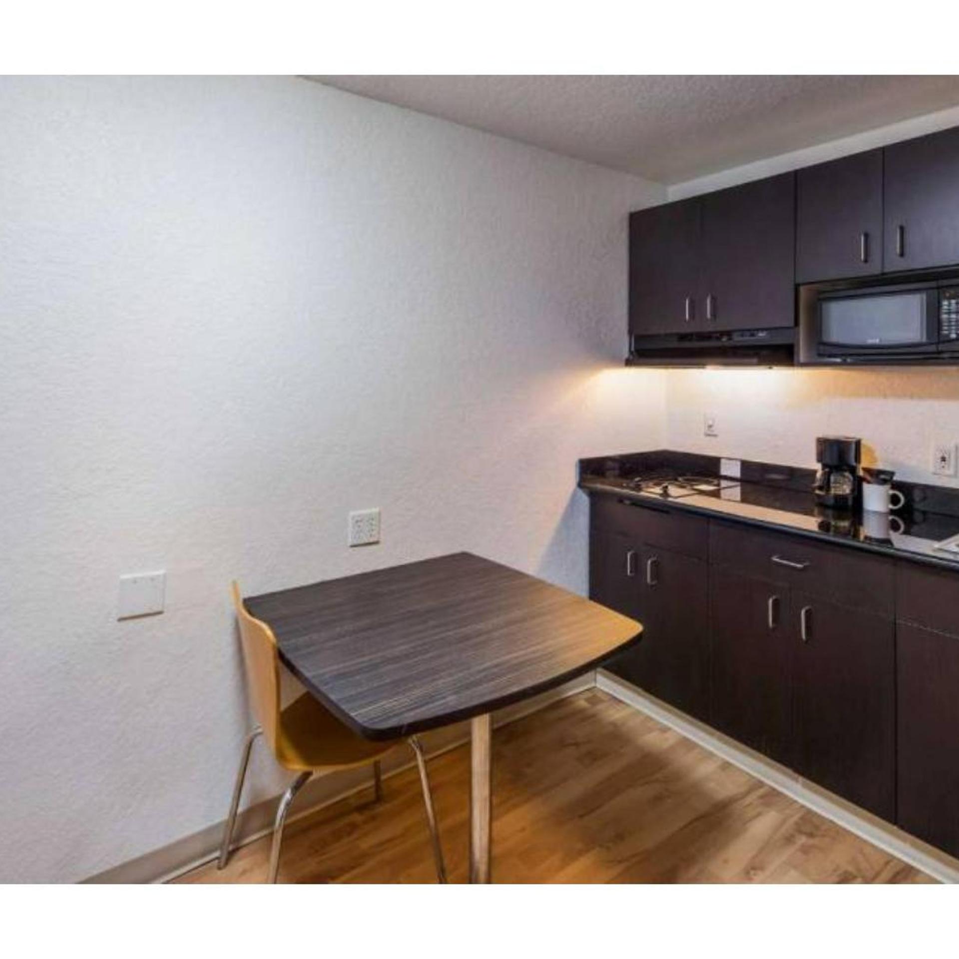 Studio6 Irving, TX - Irving DFW Airport East 23/34