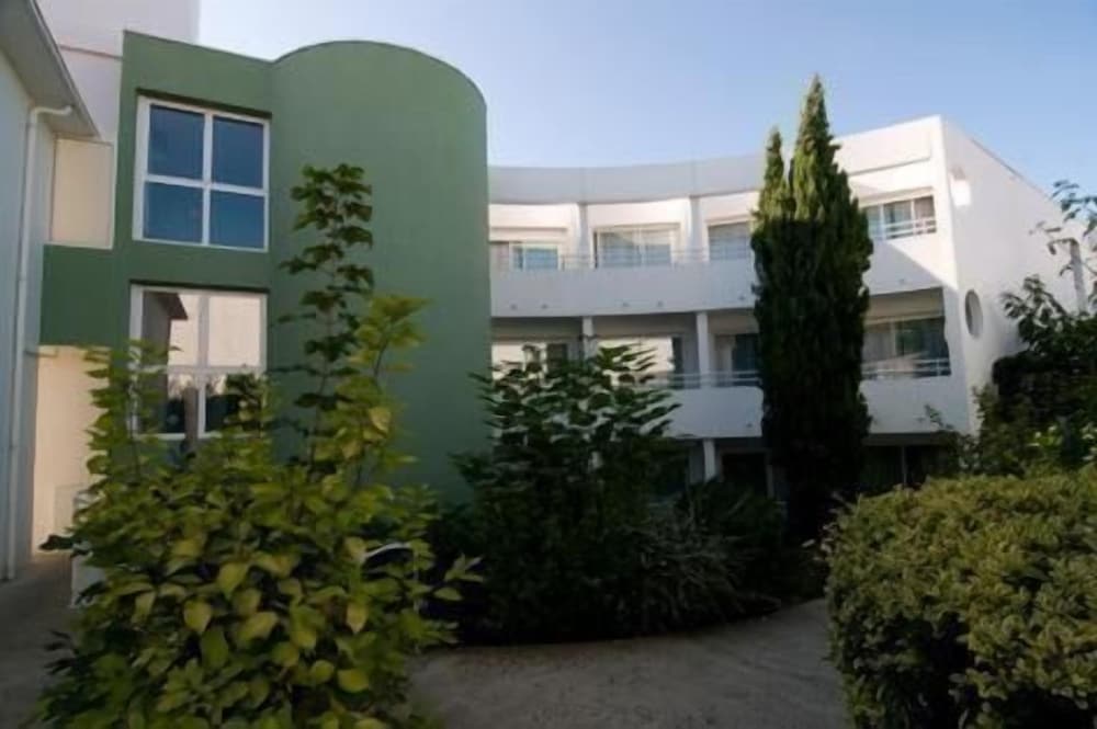 Logis Hotel Le Robinson 51/53