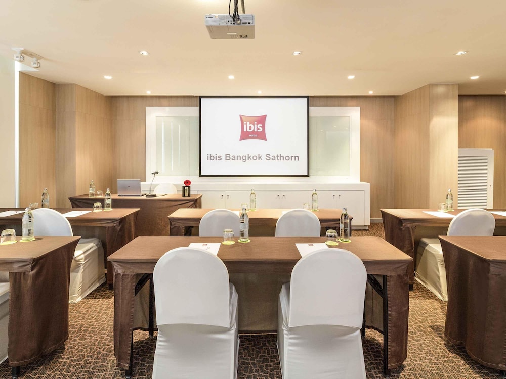 Ibis Bangkok Sathorn 44/50
