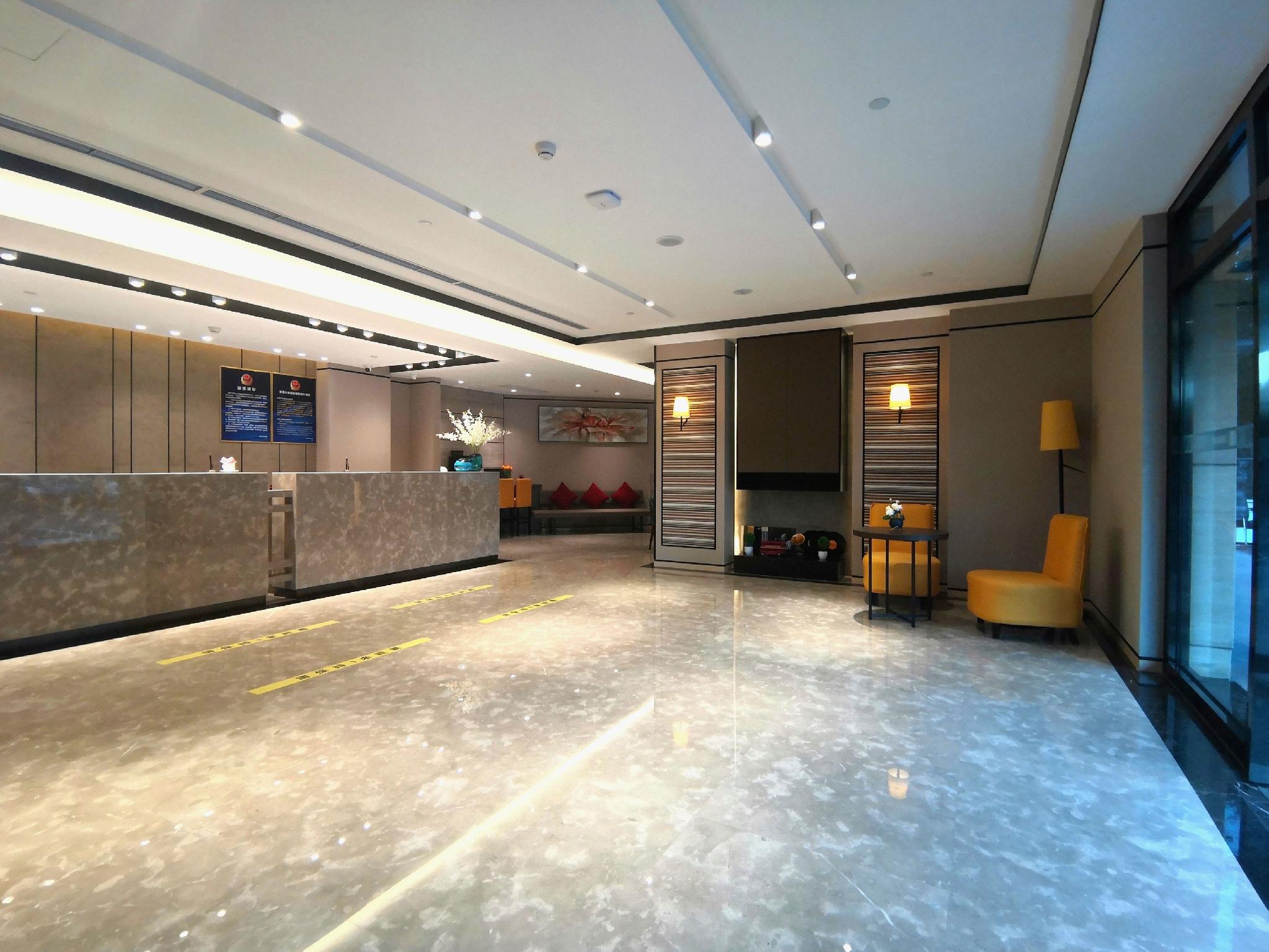 Homeinn Plus(Beijing Chaoyang High Speed Railway Station Joy City) 11/31