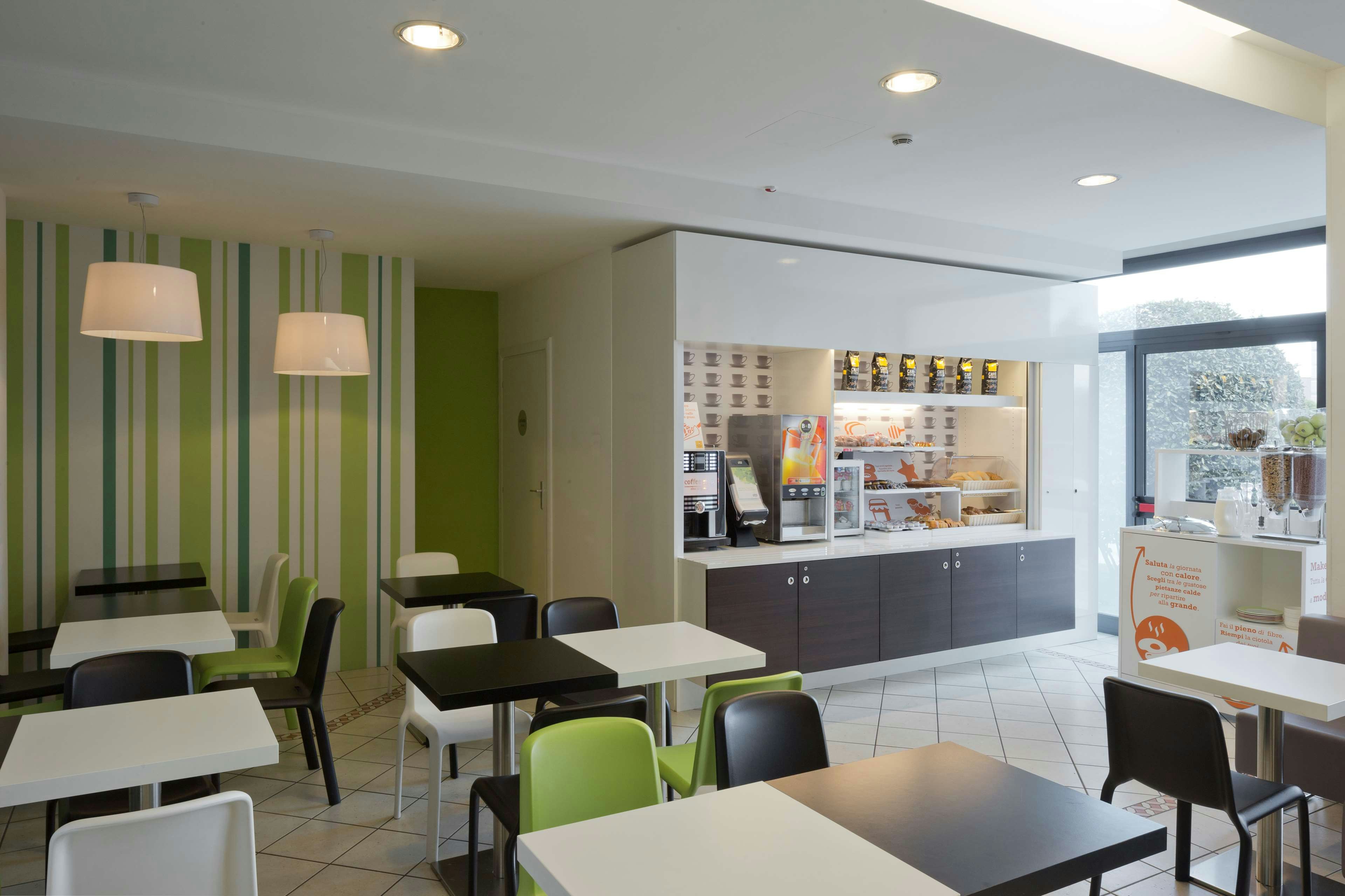 B&B Hotel Ferrara 34/50
