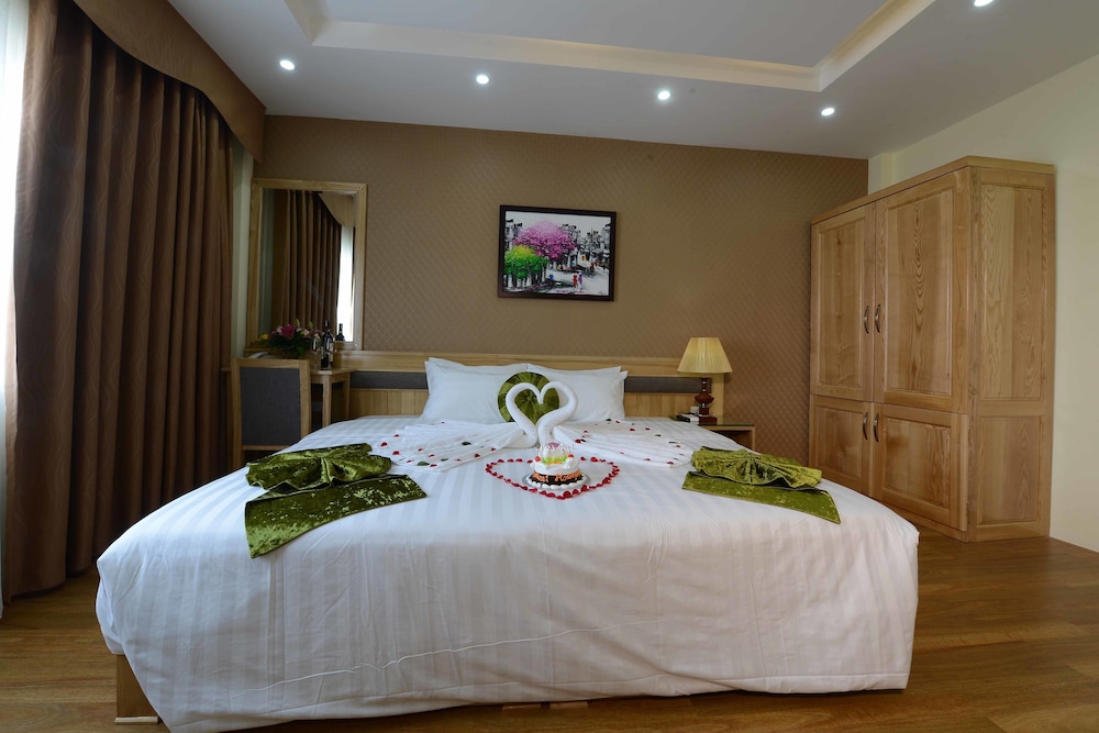 Blue Hanoi Inn Hotel 17/63