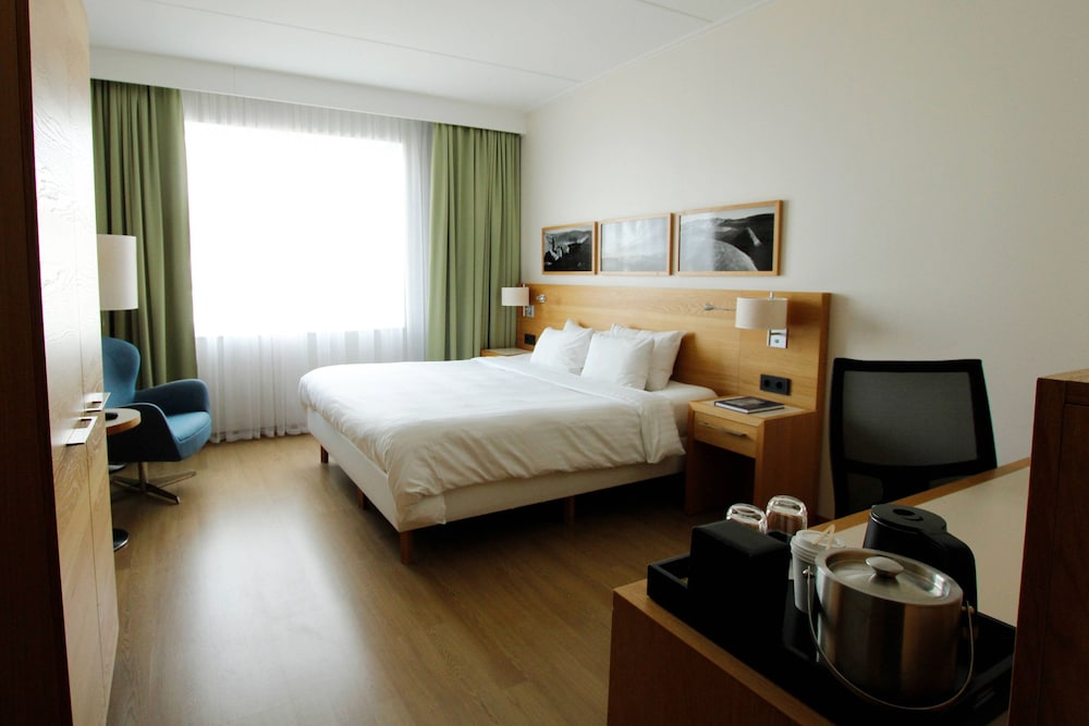 Courtyard By Marriott Stockholm 12/53