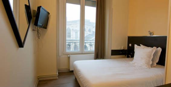 Hotel De Londres 7/29