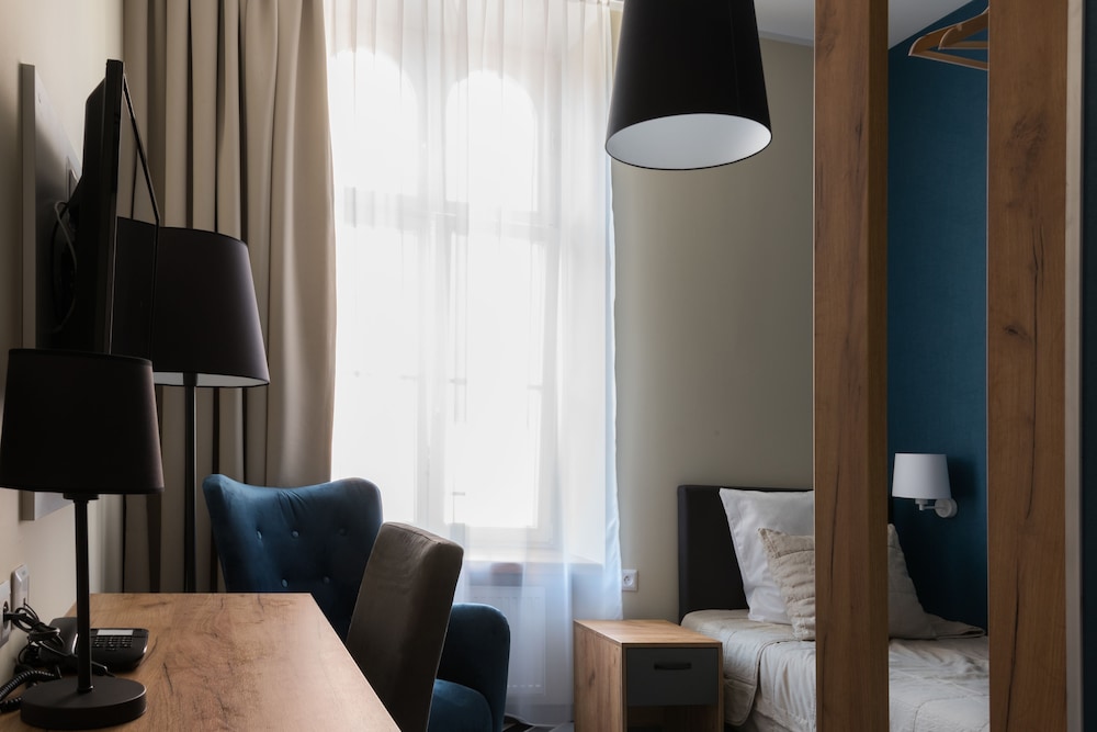 Hotel Traffic Wroclaw 32/37
