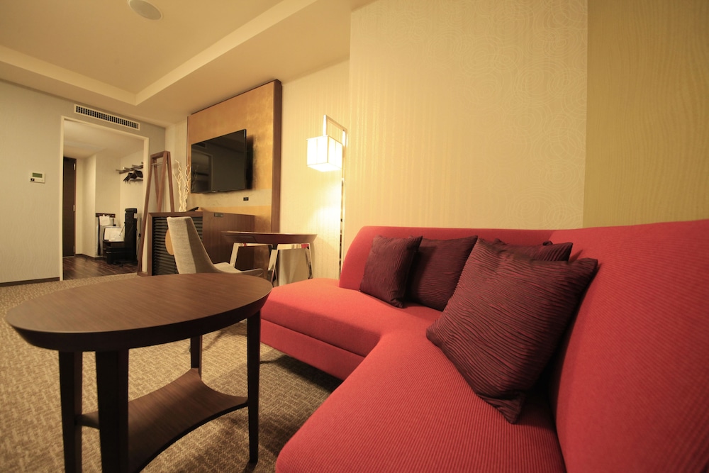 Richmond Hotel Premier Tokyo Schole 69/89