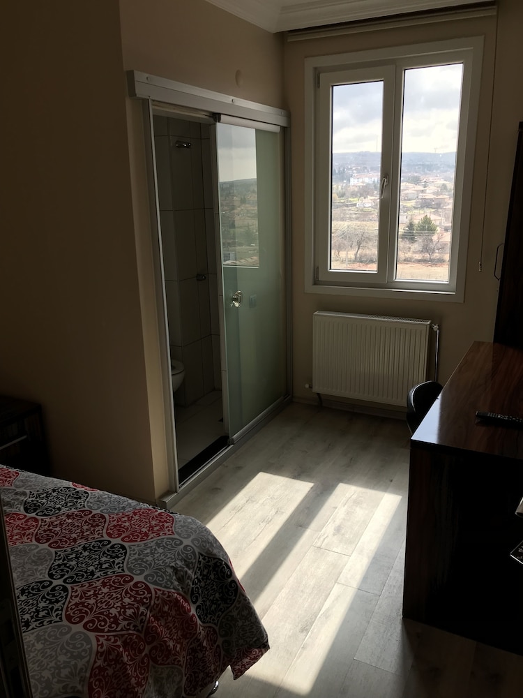 Gunes Otel 16/42