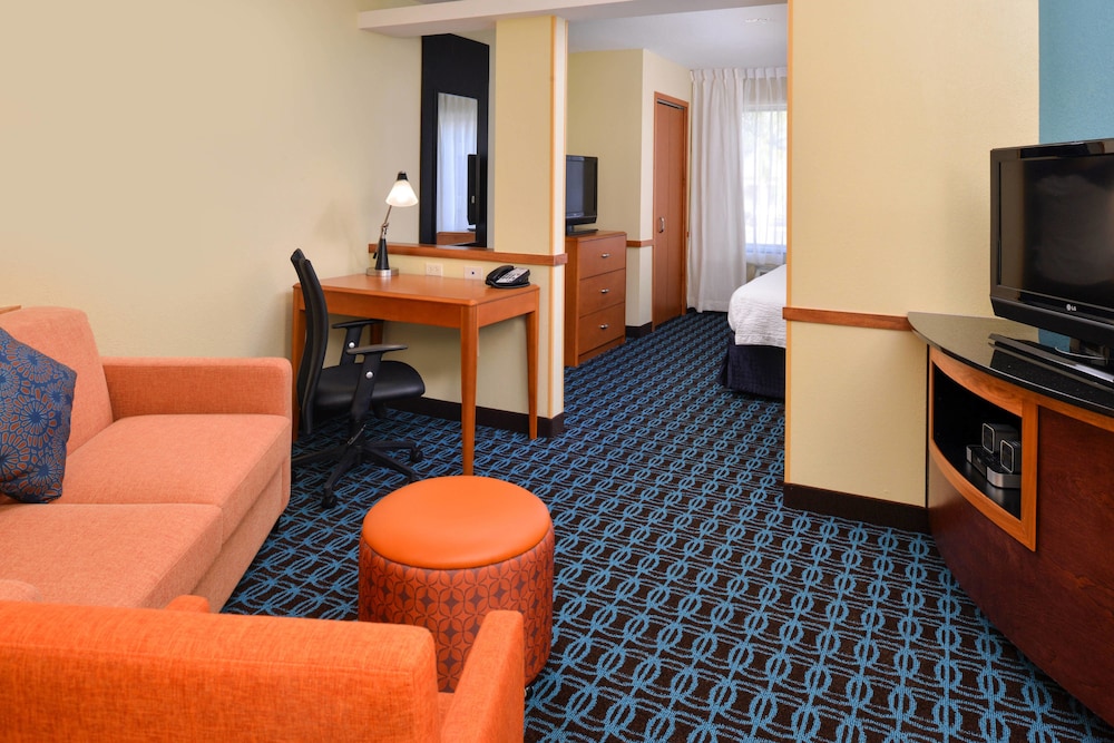 Fairfield Inn And Suites By Marriott Ft Pierce 38/50