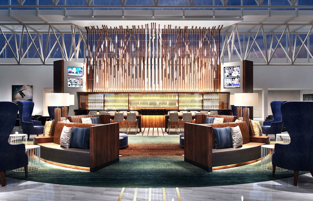 Nashville Airport Marriott 42/72