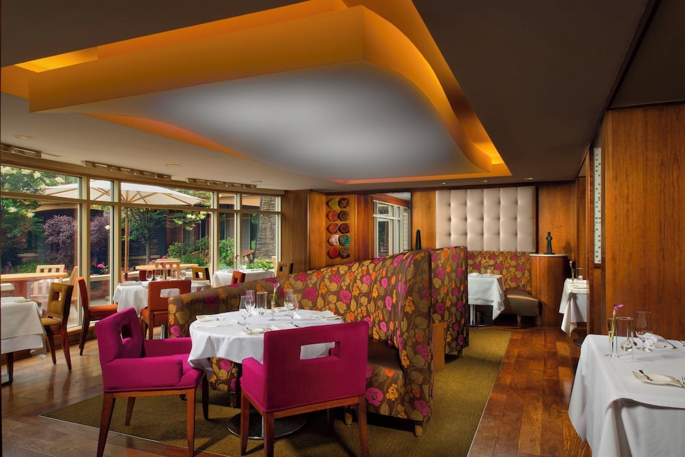 The Lodge at Turning Stone Resort Casino 7/13