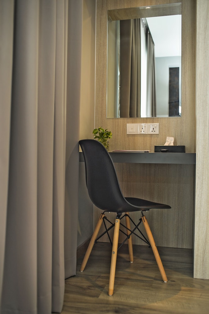 OYO Townhouse, Selayang formerly RHR Hotel 32/48