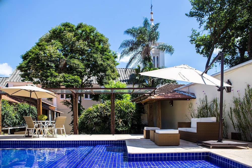 Villa Magnolia Pousada 55/65