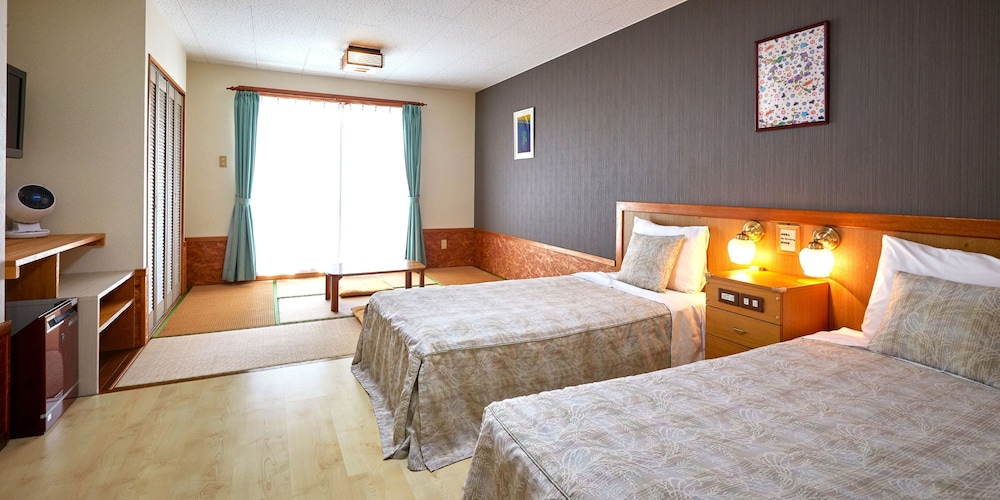 Japanese Western, Twin Beds, 2 Futon Beds, Main Building, Condominium Hotel Shimanchu Club 10/10