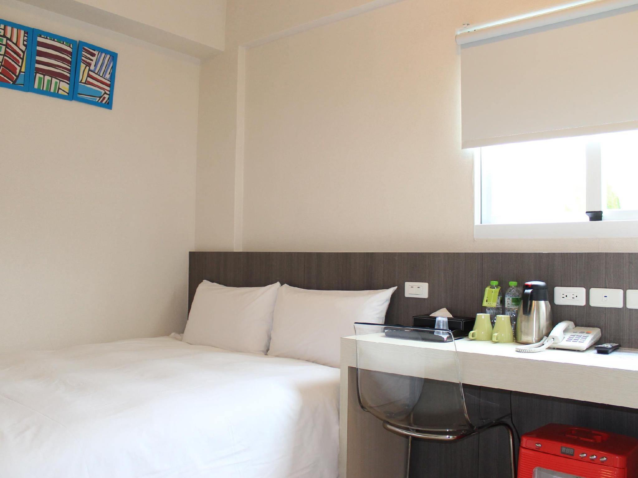 Room, Sunshine Side