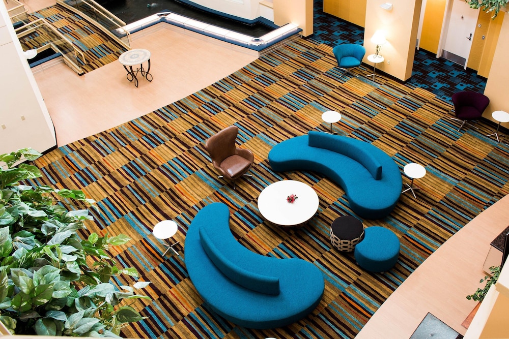 Fairfield Inn Suites By Marriott Oakland Hayward 33/48