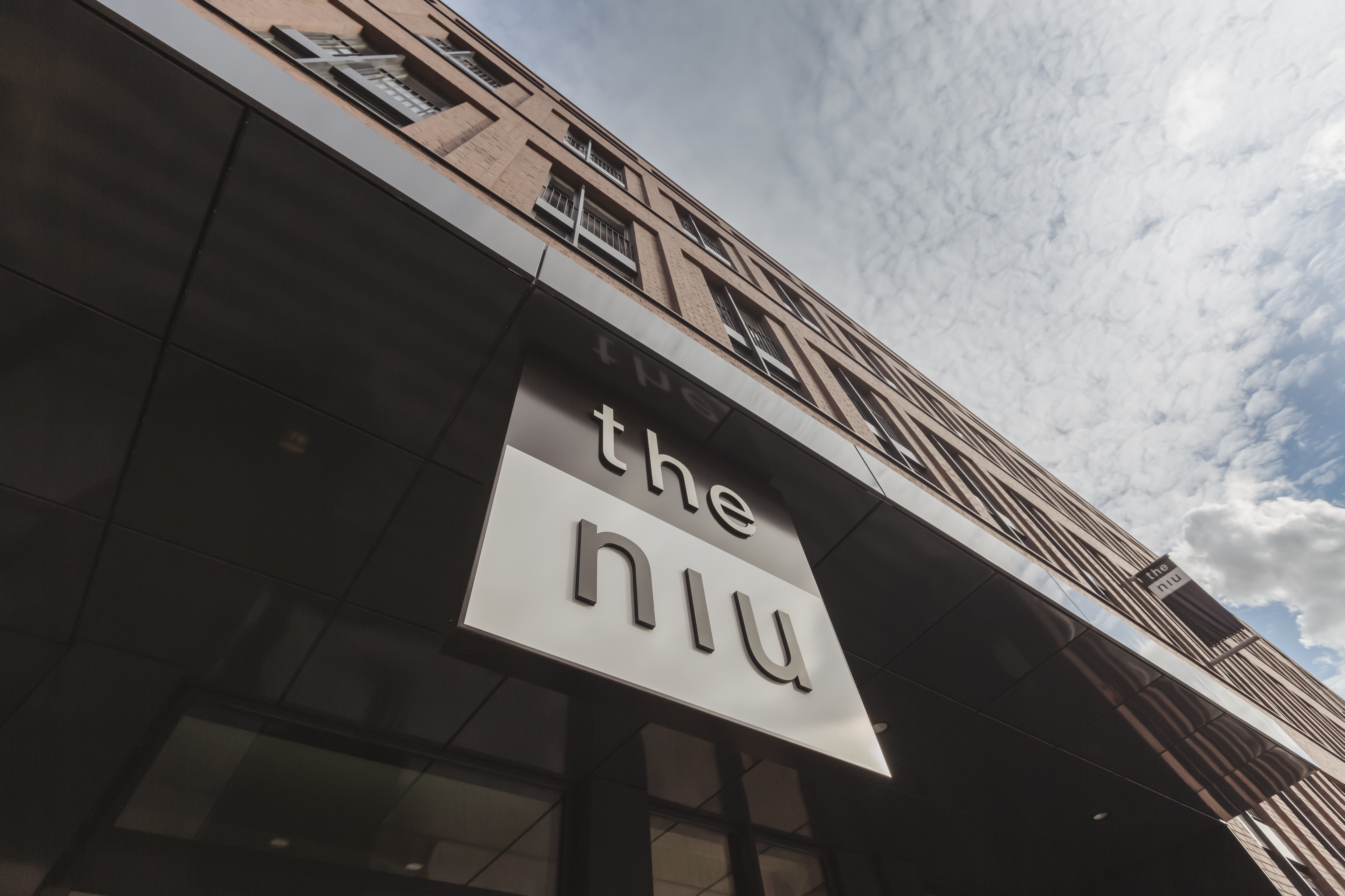 the niu Yen 2/50