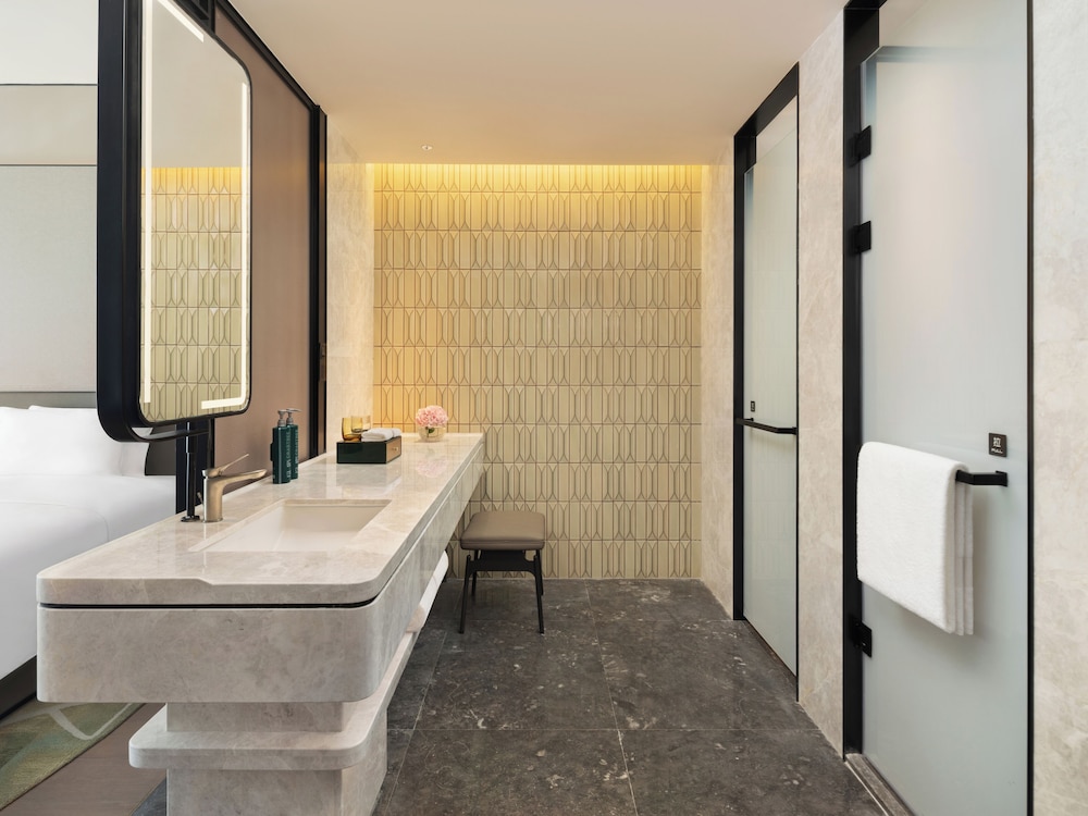 DoubleTree by Hilton Zhengzhou Airport Aerotropolis 43/43