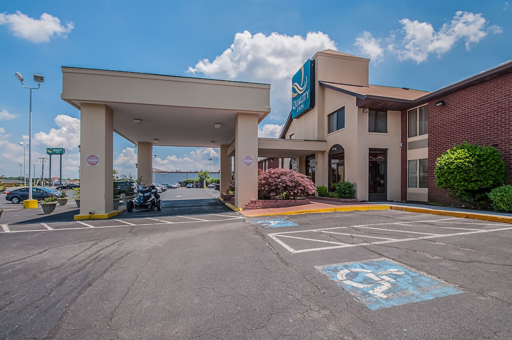 Quality Inn near Potomac Mills 2/39
