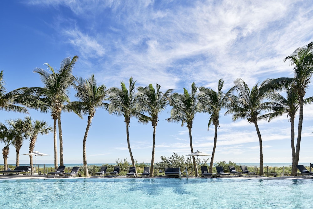 Carillon Miami Wellness Resort 40/44