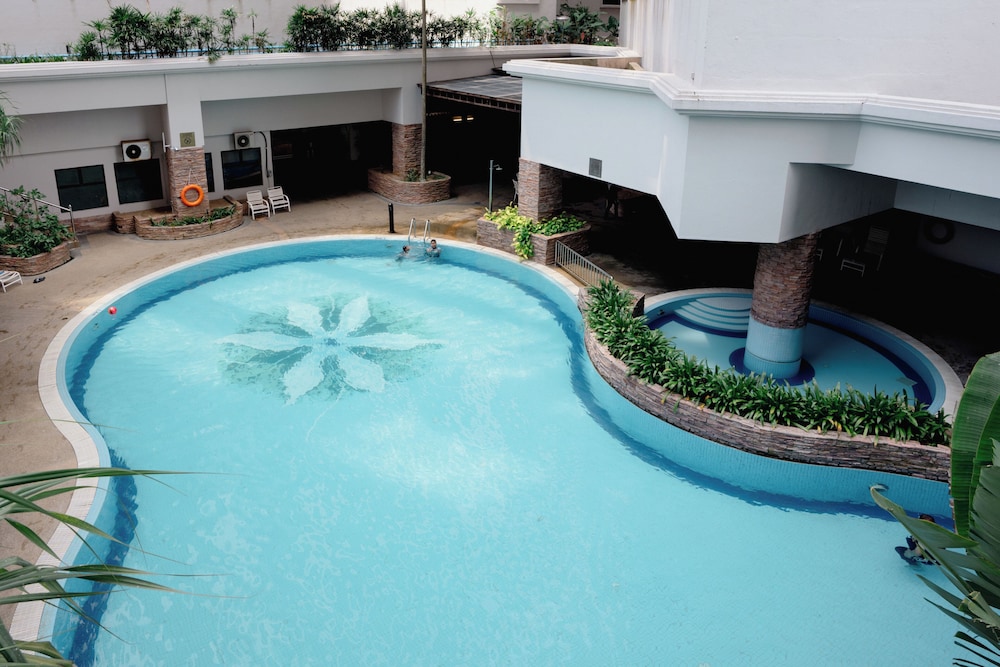 Renai Kota Bharu Hotel 69/70