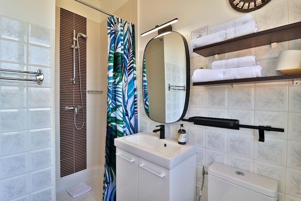 Le Panoramic Boutique Hotel 69/70
