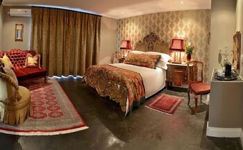 Duke And Duchess Boutique Hotel 9/27