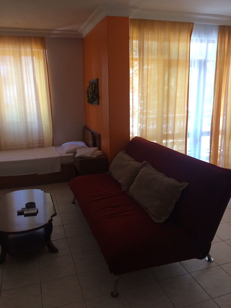 Helene Apart Hotel 23/50