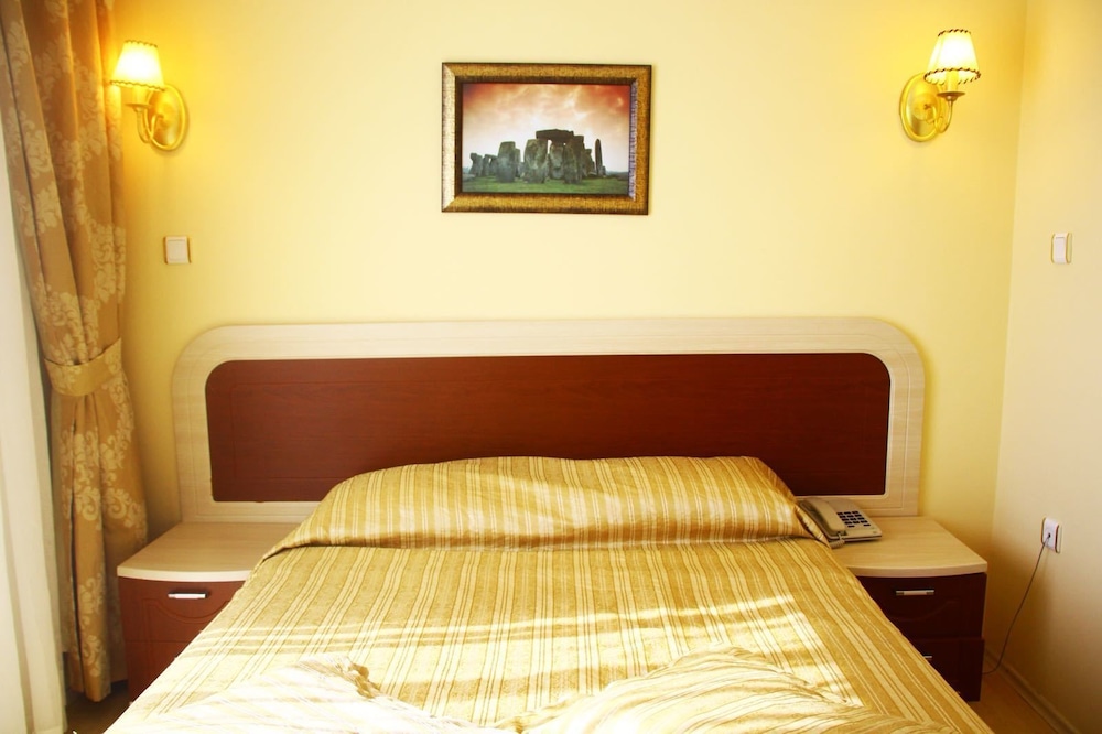 Isik Otel 12/33