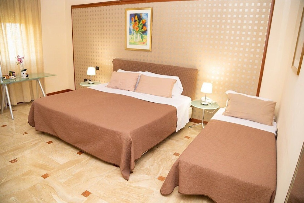 Hotel Palace 2000 25/60