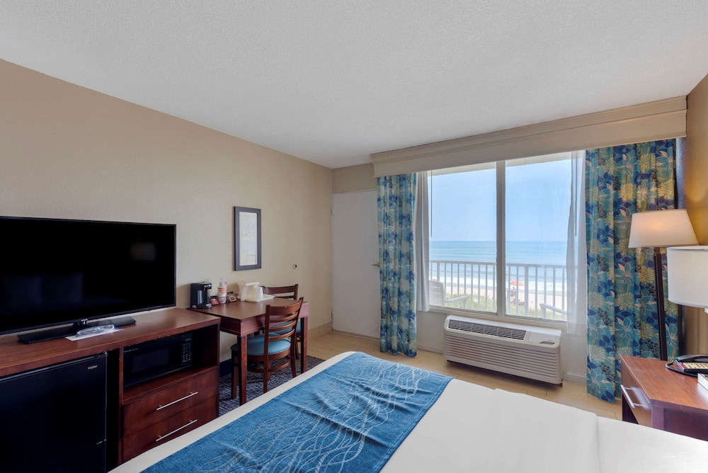 Comfort Inn On The Ocean 10/16