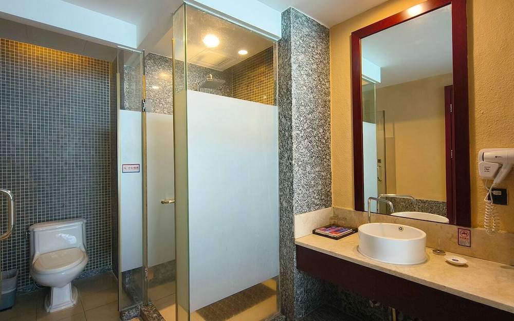 Shengyi Holiday Villa Hotel 44/50
