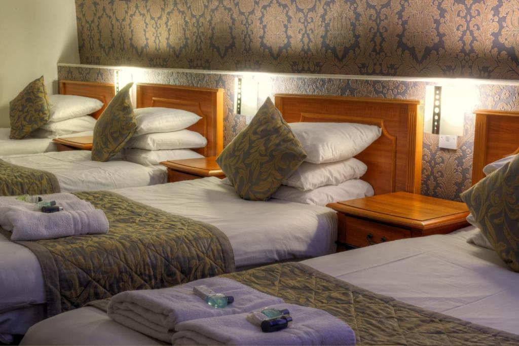 Hotel Grainger 7/16