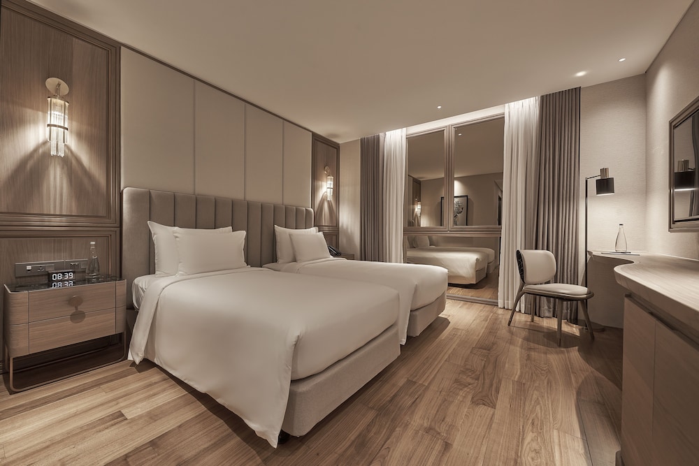 La Siesta Premium Sai Gon 15/50