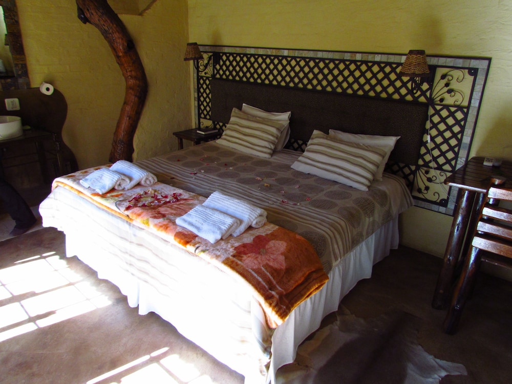 African Silhouette Guesthouse 27/62