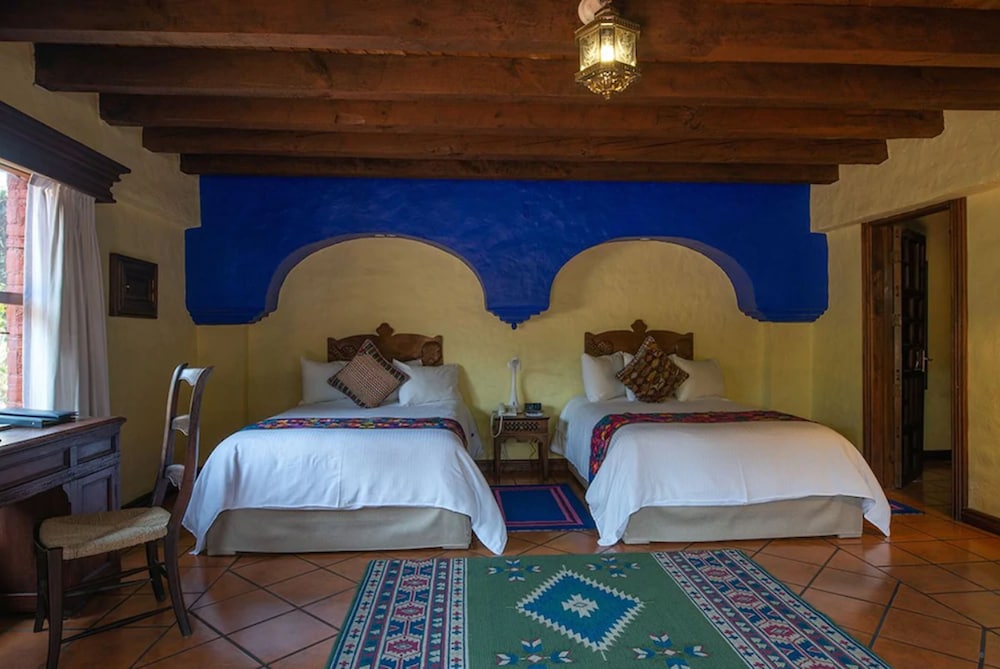 Villa Montana Hotel And Spa Boutique 33/70