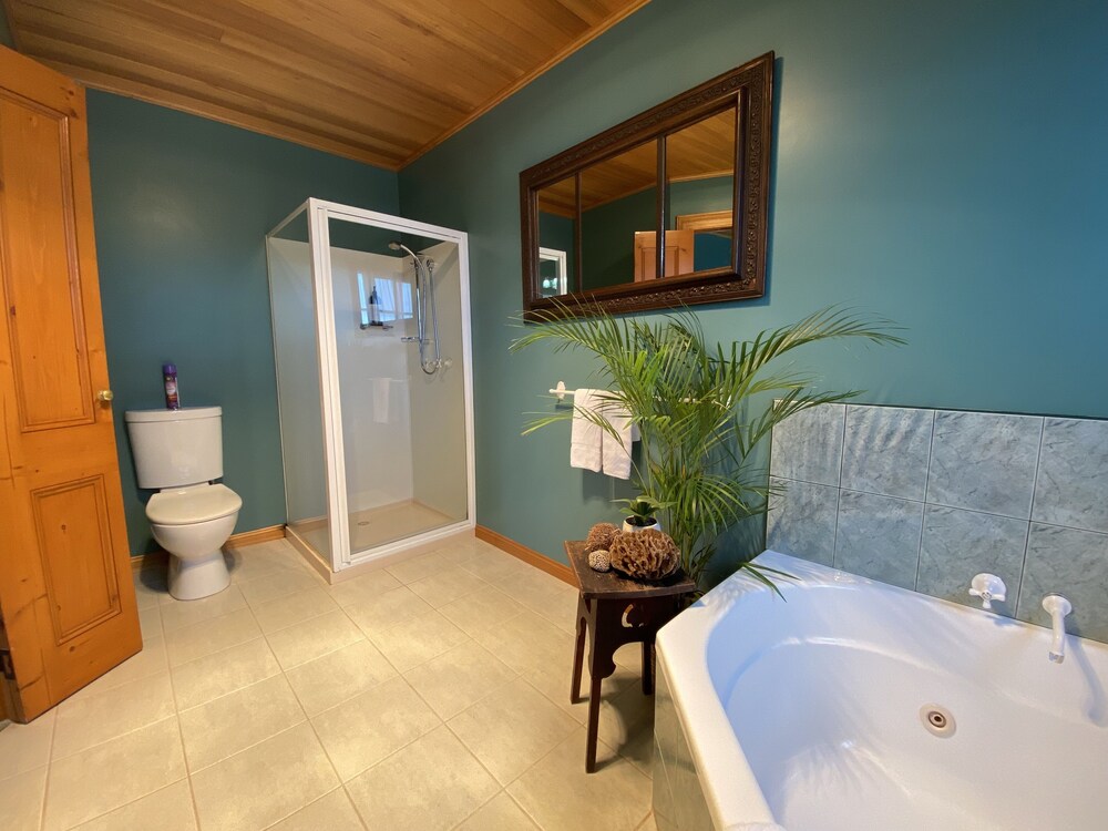 Hanlon House Bed And Breakfast 22/52