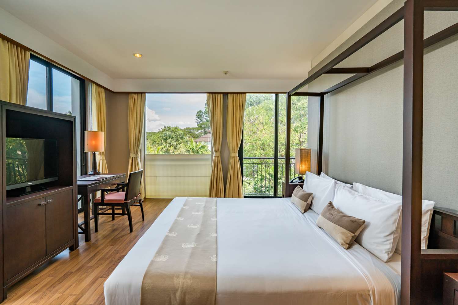 Suite, Double Bed