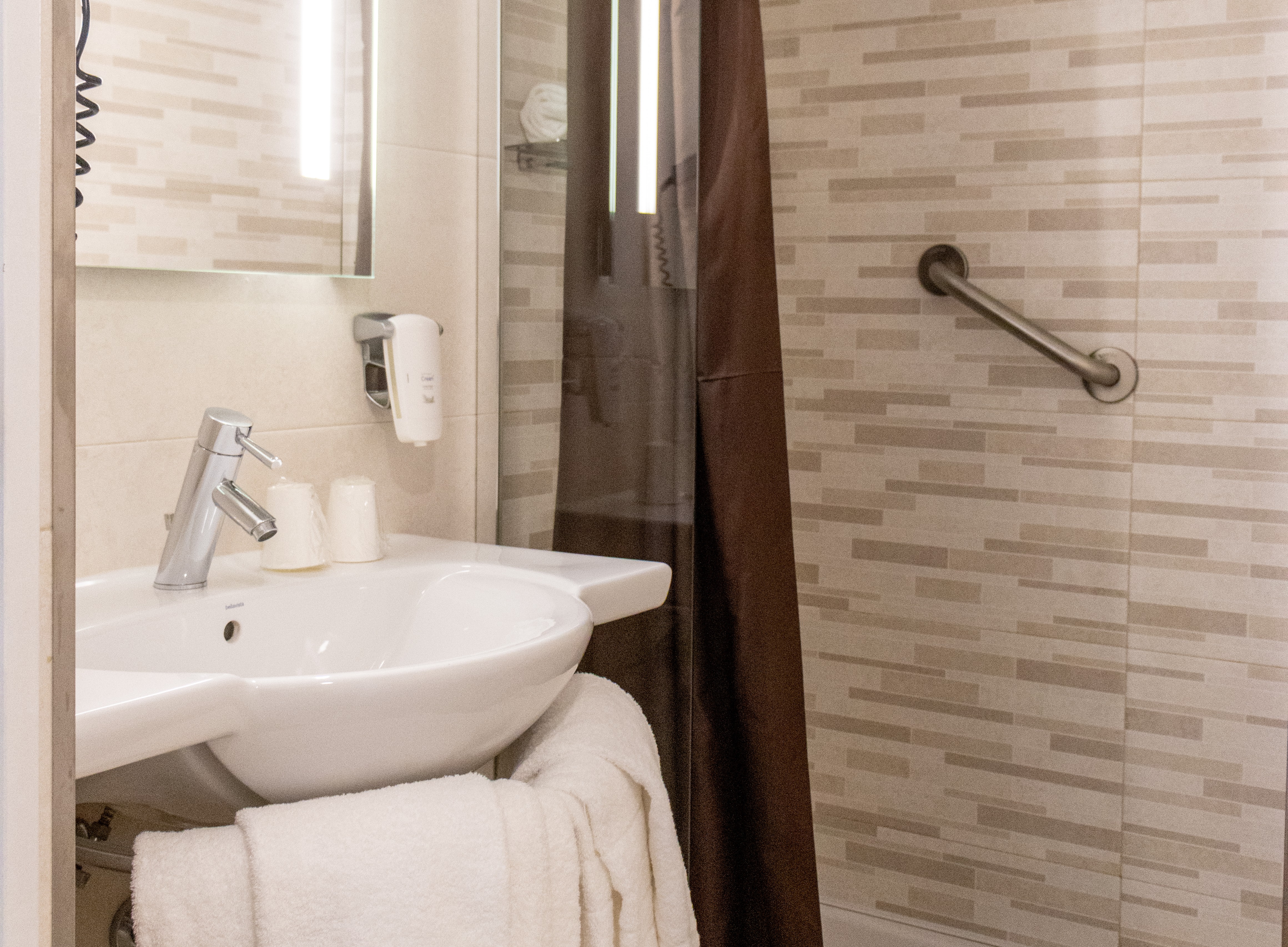 غرفة قياسية بسريرين منفصلين، Park Hotel Porto Valongo 3/3