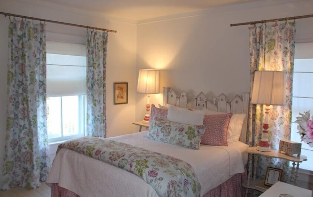 The Hope and Glory Inn 6/39