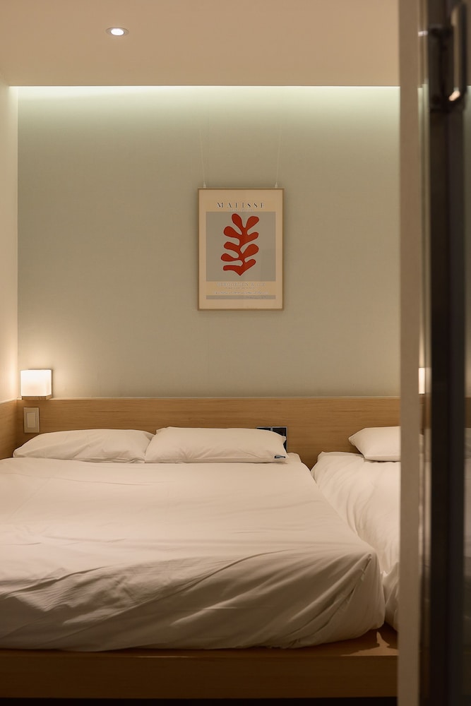 Artravel Myeongdong 10/48