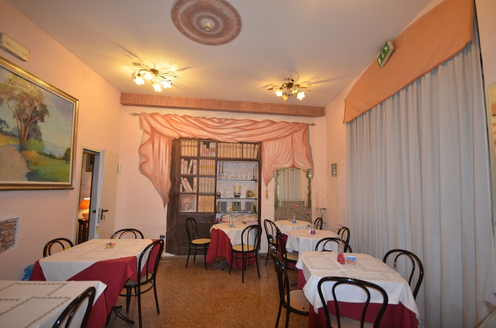Leonardo Hotel 56/63