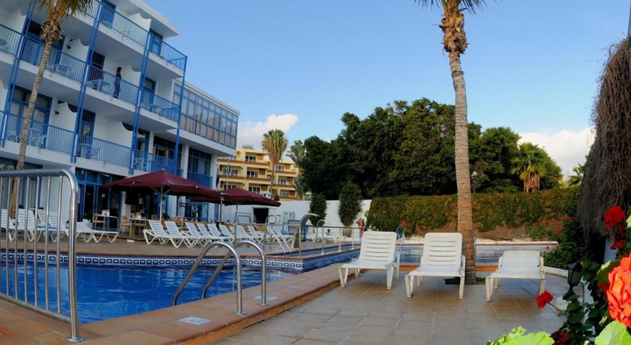Costa Volcan Apartments 7/41